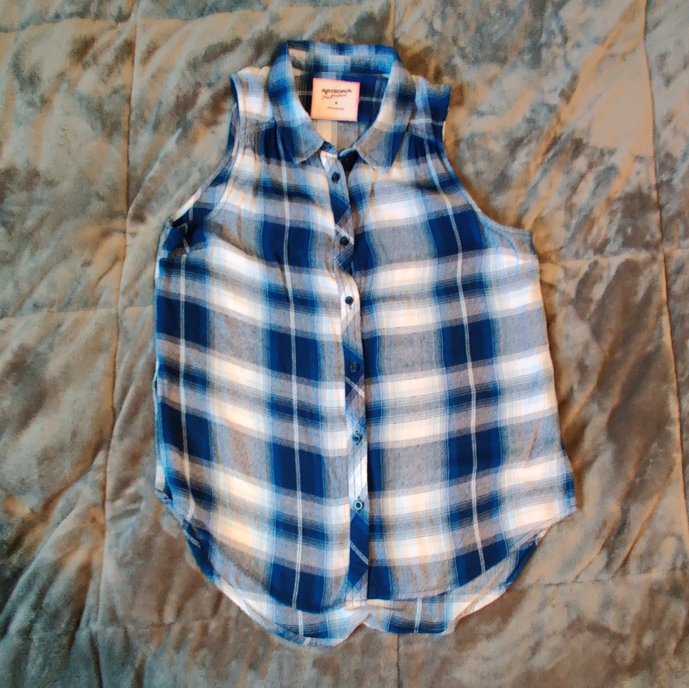 Arizona Jean Co. Sleeveless blue & white flannel M